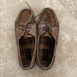 Sperry boat shoes